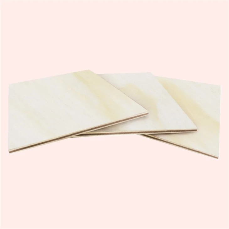 Pheej yig Commercial Plywood Sheet Poplar Veneer Wood Core
